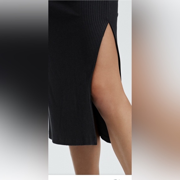 Fabletics Aubrey Rib Dress - Picture 2 of 9